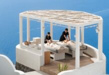 Relax in Volcano View Hotel Santorini