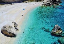 «Γαλάζια Σημαία 2025»: Στη δεύτερη θέση παγκοσμίως η Ελλάδα με 657 βραβευμένα σημεία