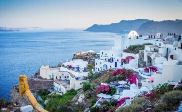 Ten Reasons Why You Should Go to Santorini For Your Next Vacation
