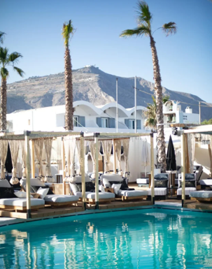 Barolo Beach Santorini