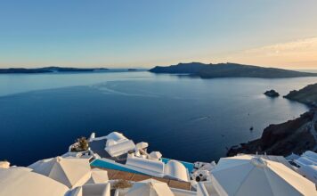 Katikies Santorini: Luxury Carved into the Caldera