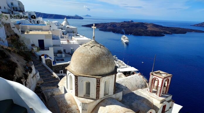Greece is among the top choices for Americans for relaxation in the fall