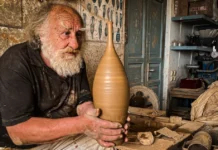 The Master Potter of Santorini Who Keeps Ancient Greek Ceramic Tradition Alive