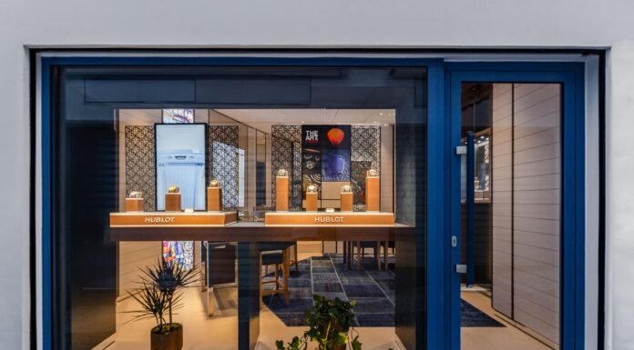 Hublot Santorini Boutique: Luxury Watchmaking Meets Aegean Elegance