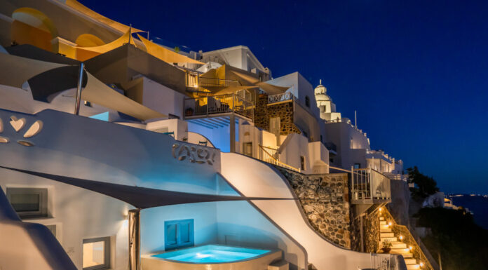 Athina Luxury Suites: Elevated Living Above the Santorini Caldera