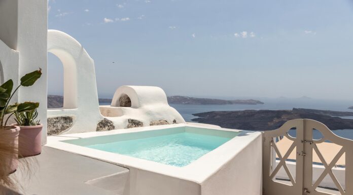 Lukas Aethereal Living Suites: An Elevated Santorini Escape Above the Caldera