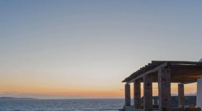 Topos Exclusive: Where Freedom Meets the Aegean