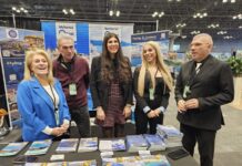 Μύκονος και Σαντορίνη είχαν την τιμητική τους στο Τζάβιτς Σέντερ