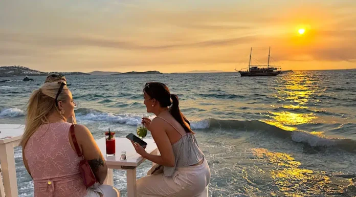 Why Travelers to Greece Should Book Their Summer Vacation Now